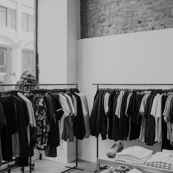 Aboutapparel - Picture 1 of 1